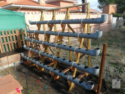 Preparado para plantación. Acojerá hasta 75 plantas.